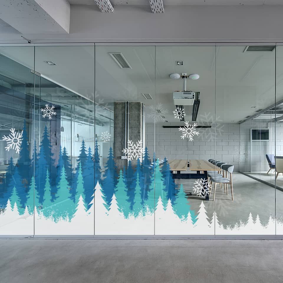 Office Décor Ideas office christmas decorations to Boost the Holiday Spirit