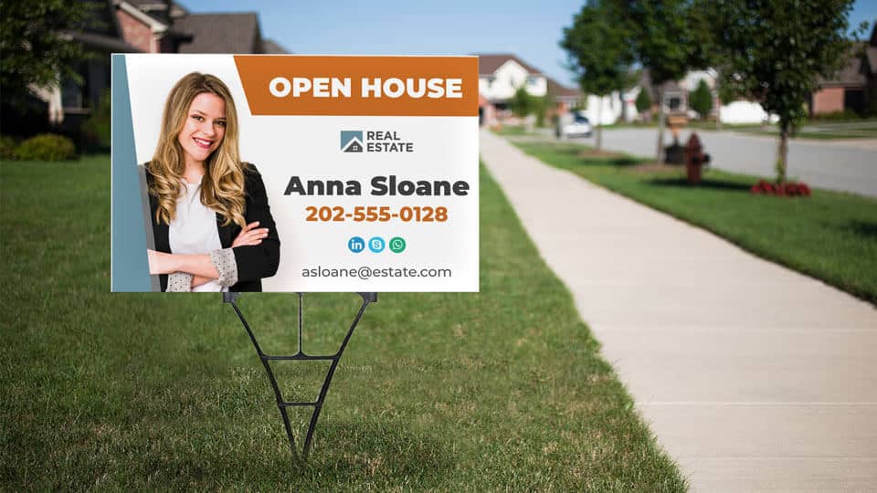 Rectangle real estate agent sign with adjustable graphics