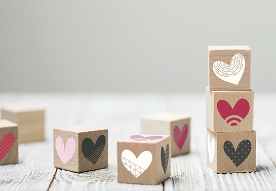 Valentine decoration idea with stickers and wooden cubes