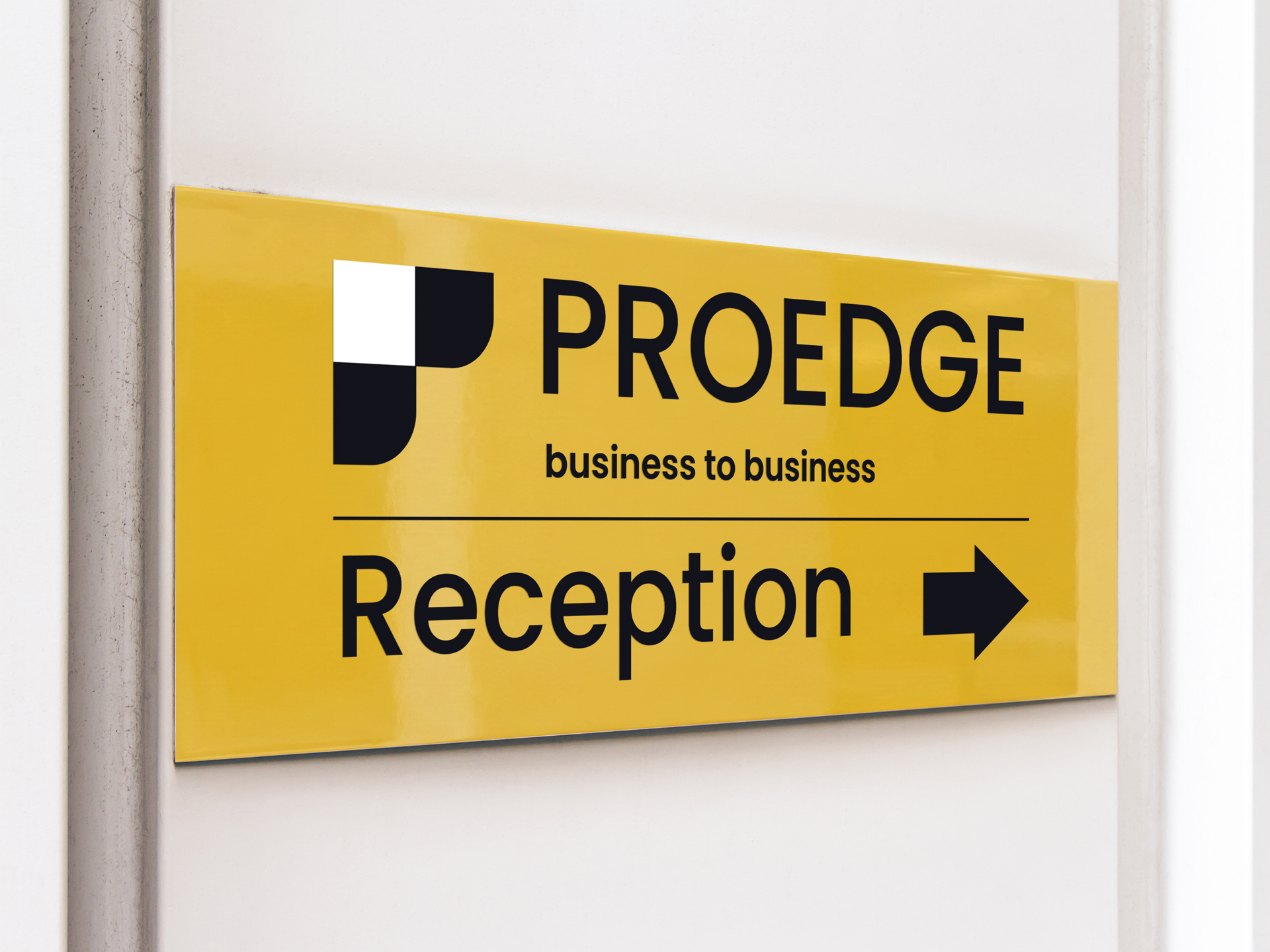 yellow aluminum sign directing to business reception area