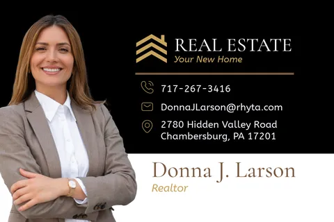Elegant Real Estate Realtor Business Card