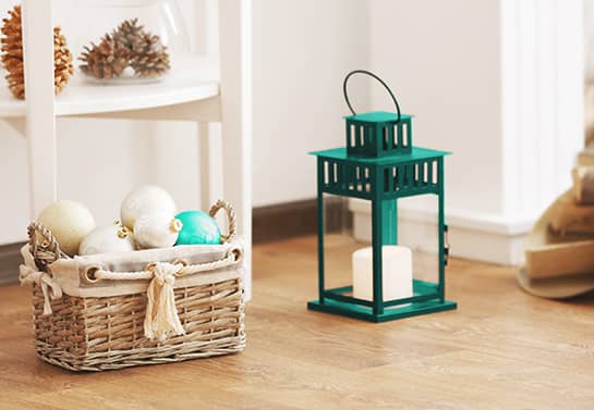 Basket-Christmas-floor-decor