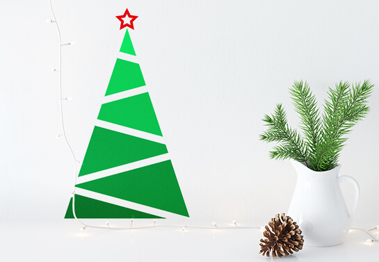 Sticker-Christmas-tree-on-wall