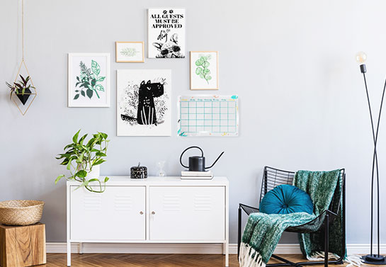 artwork gallery wall artwork-gallery-wall