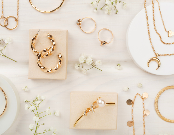 gold-jewelry
