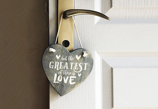 hanging door decor hanging-door-decor