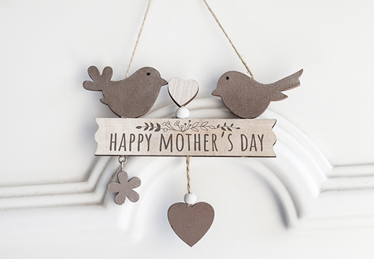 Mother's day hanging woodwork mother's-day-hanging-woodwork