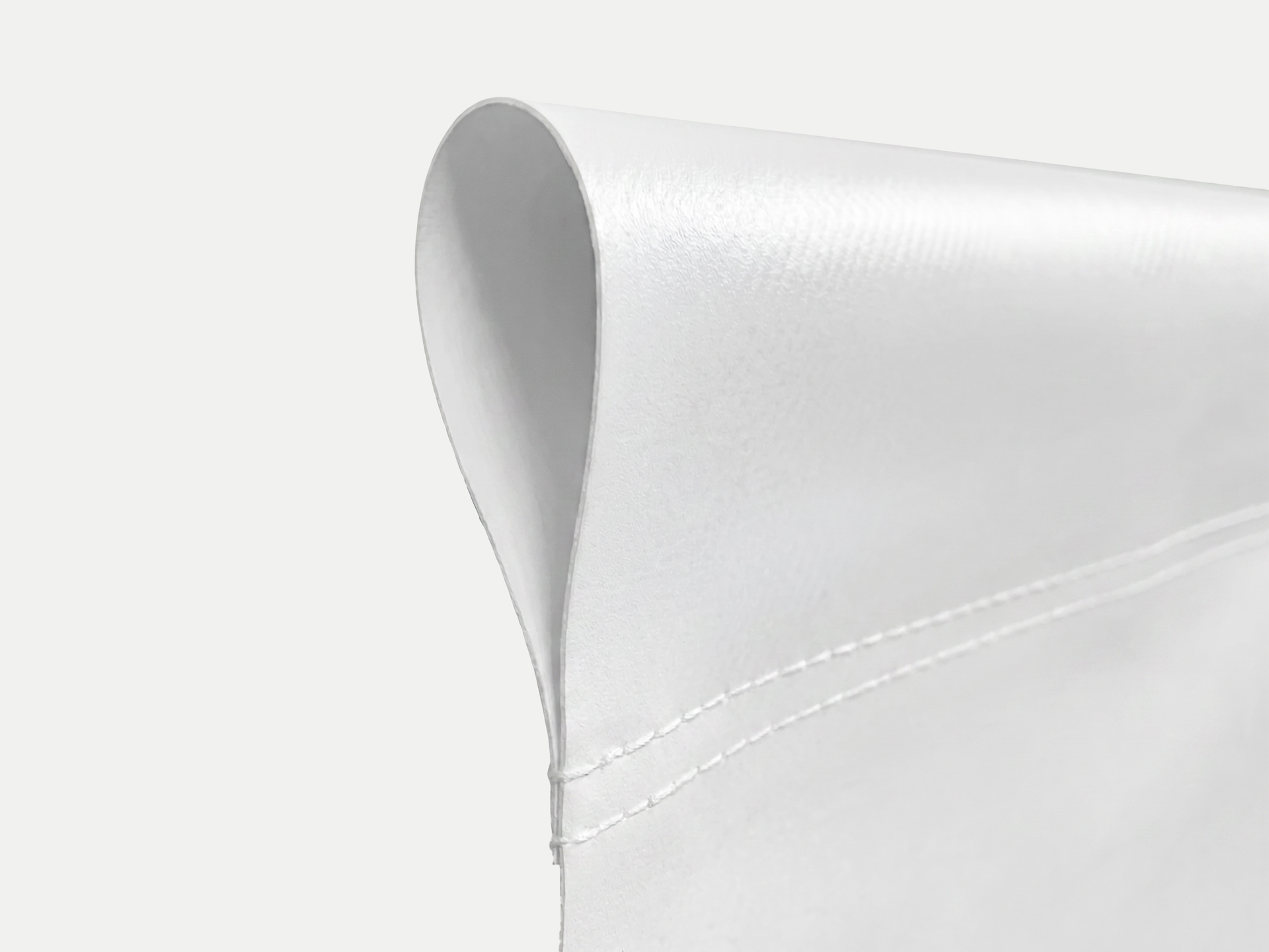 pole pocket for advertising flag mounting